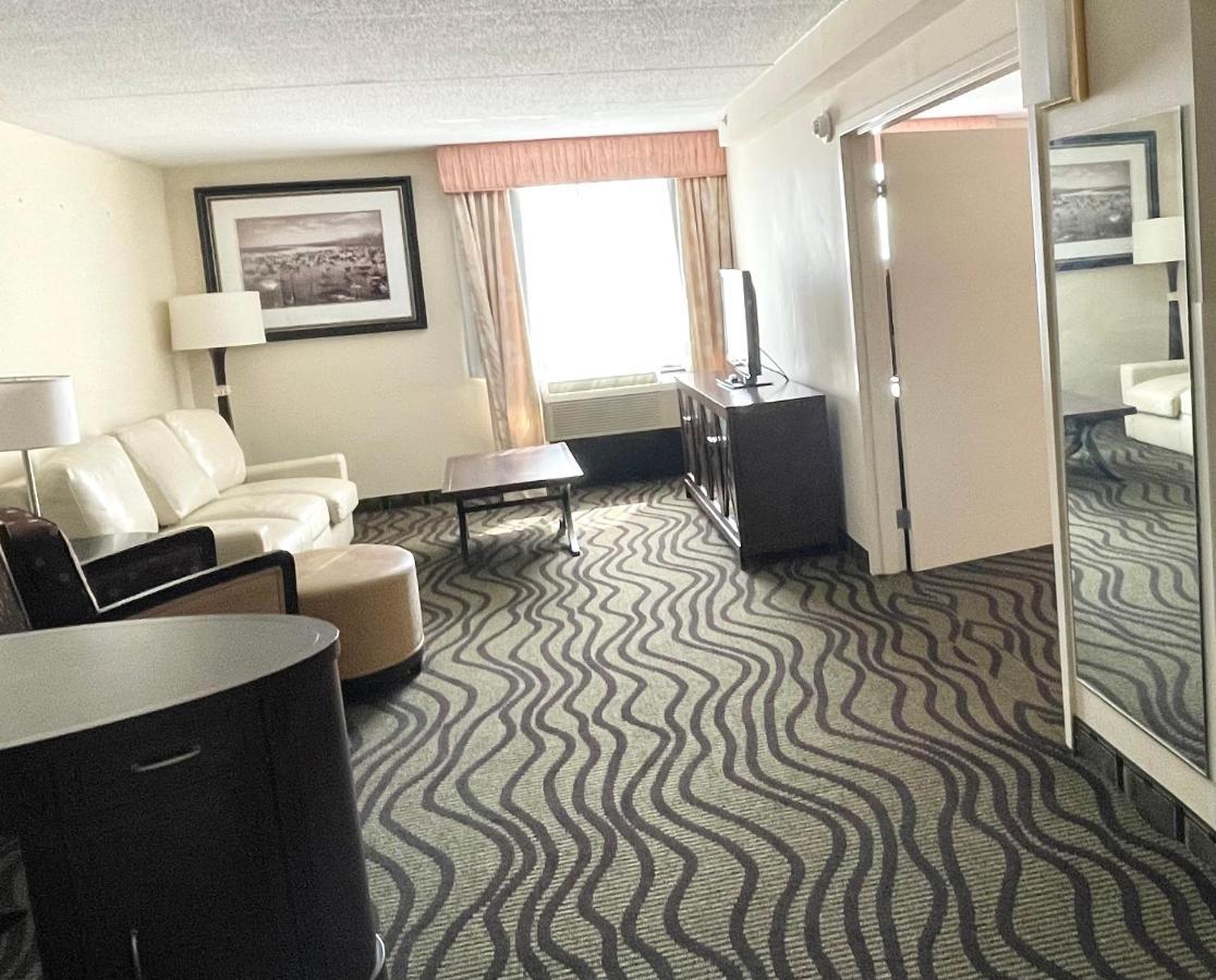 Fairbridge Hotel Cleveland East Wickliffe Екстериор снимка