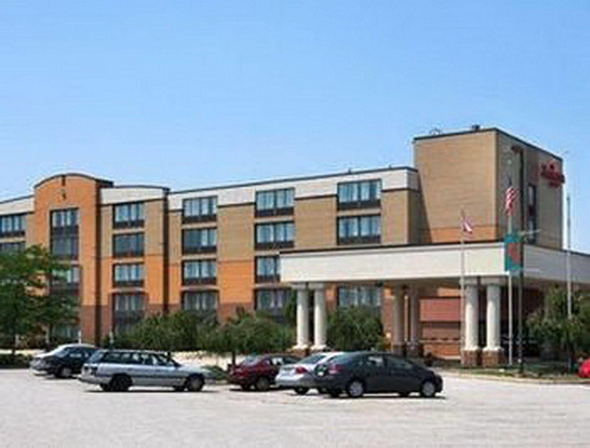 Fairbridge Hotel Cleveland East Wickliffe Екстериор снимка